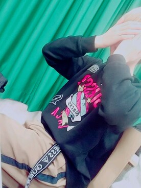 「Guess（ゲス）のアイテム（ニット/セーター）」を使った、Tanakaさん（メンズ・164cm）の冬コーディネート