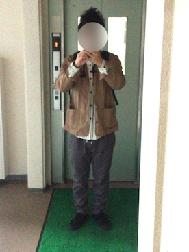 「weac.（ウィークス）のアイテム（ノーカラージャケット）」を使った、ビックバンベイダーさん（メンズ・176cm）の秋コーディネート