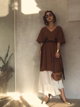 「Ameri（アメリ）のアイテム（シャツ/ブラウス）」を使った、黒石奈央子さん（レディース・152cm）の夏コーディネート