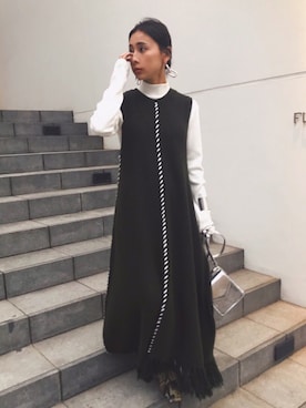 「Ameri（アメリ）のアイテム（バングル/リストバンド）」を使った、黒石奈央子さん（レディース・152cm）の秋コーディネート