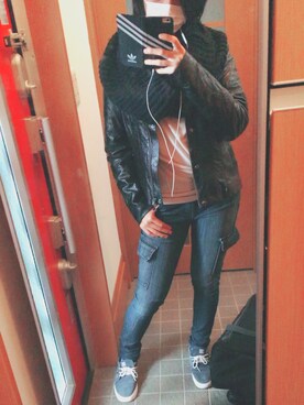 真希波朱寿さんのコーディネート