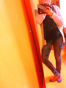 真希波朱寿さんのコーディネート