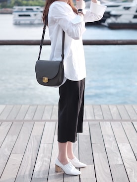 「CELINE（セリーヌ）のアイテム（ショルダーバッグ、その他）」を使った、mugthingsさん（レディース・163cm）の夏コーディネート
