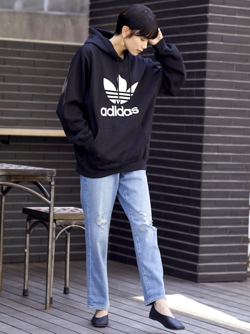 Chaco closetChaco closet official̃p[J[uadidas AfB_X TREFOIL HOODIE gtHC t[fB[ vI[o[p[J[iadidasbAfB_XjvgR[fBl[g