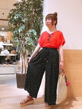 「HVC」｜「アイテム（バッグ）」を使った、GRAND GLOBAL 高尾店さん（レディース・160cm）の春コーディネート