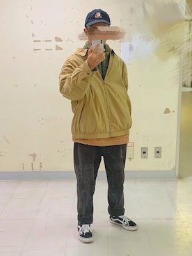 「RIPNDIP（リップンディップ）のアイテム（帽子）」を使った、まがみさん（メンズ・165cm）の秋コーディネート