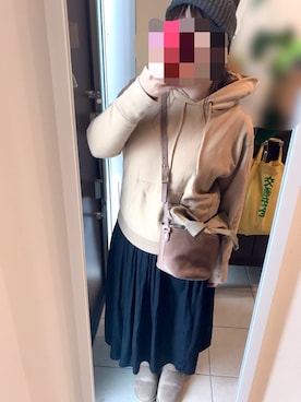 「FORMEのアイテム（トップス）」を使った、あッこさん（レディース・154cm）の秋コーディネート