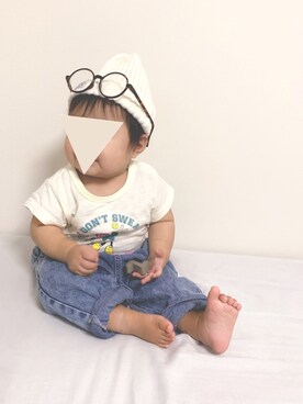 「部屋撮り」｜「アイテム（ニットキャップ/ビーニー）」を使った、pipiさん（キッズ・70cm）の秋コーディネート