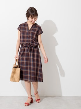 「NATURAL BEAUTY BASIC（ナチュラルビューティーベーシック）のアイテム（シャツワンピース）」を使った、NBB STAFF 08さん（レディース・158cm）の春コーディネート