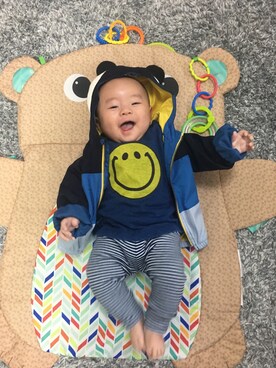 「不明のアイテム（T Shirts、ブルー系）」を使った、ao53さん（キッズ・70cm）の春コーディネート