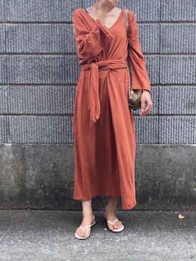 「ブラウンコーデ」｜「アイテム（ビーチサンダル）」を使った、riicaaさん（レディース・160cm）の夏コーディネート