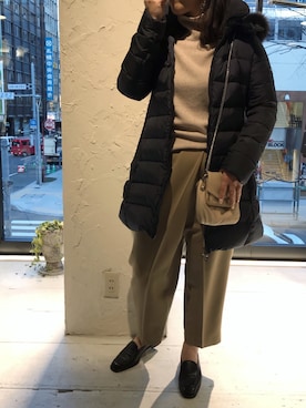 「TATRAS」｜「アイテム（財布/小物）」を使った、クロマメさん（レディース・161cm）の秋コーディネート