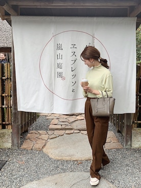 イヤリングを使った ブラウンパンツ の人気ファッションコーディネート Wear