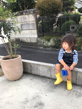 「長靴」｜「アイテム（サロペット/オーバーオール）」を使った、ホシオさん（キッズ・80cm）の秋コーディネート