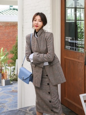 「アイテム（スーツジャケット）」を使った、DABAgirlさん（レディース・164cm）の秋コーディネート