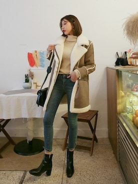 「オルチャンファッション」｜「アイテム（ムートンコート）」を使った、DABAgirlさん（レディース・164cm）の冬コーディネート