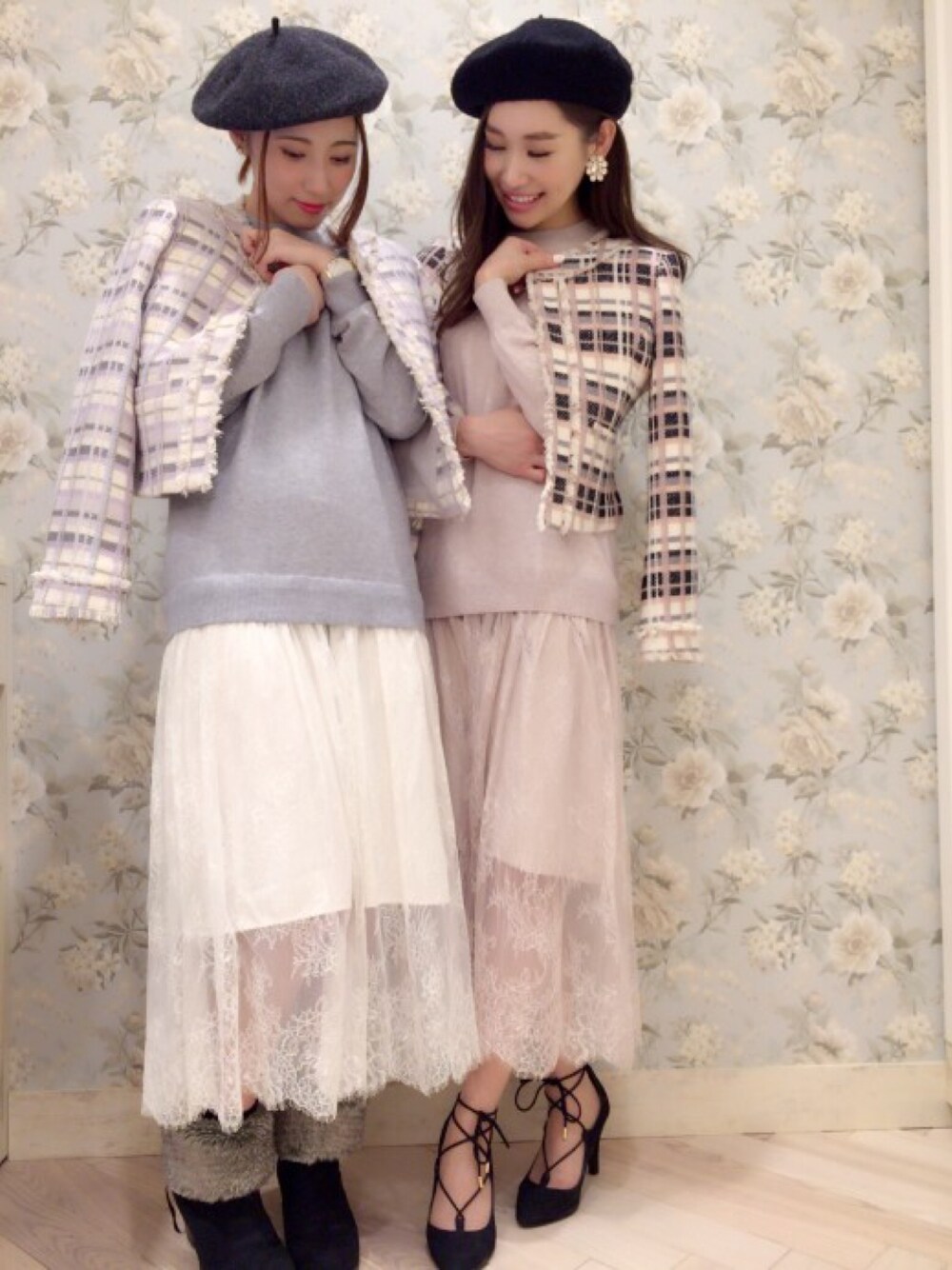 「BSTR」｜「L'EST ROSEのアイテム（ノーカラージャケット、ピンク系）」を使った、Mana_Mikaさん（レディース・160cm）の冬コーディネートの1枚目の写真