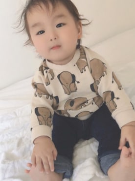 「H&M（エイチ・アンド・エム）のアイテム（ニット/セーター、ベージュ系）」を使った、あっくんさん（キッズ・90cm）の秋コーディネート