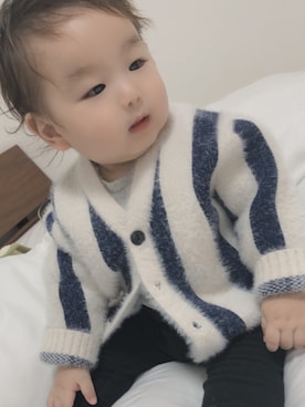 「ZARA KIDSのアイテム（カーディガン/ボレロ、ブルー系）」を使った、あっくんさん（キッズ・90cm）の秋コーディネート