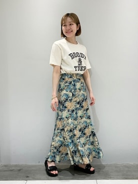 「MIXTA（ミクスタ）のアイテム」を使った、Shimizuさん（レディース・165cm）の春コーディネート