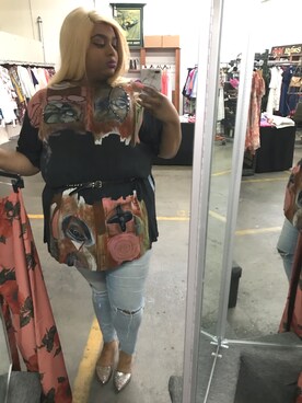 「Jeffrey Campbell（ジェフリーキャンベル）のアイテム（バレエシューズ）」を使った、Imani Alicia Smithさん（レディース・175cm）の春コーディネート