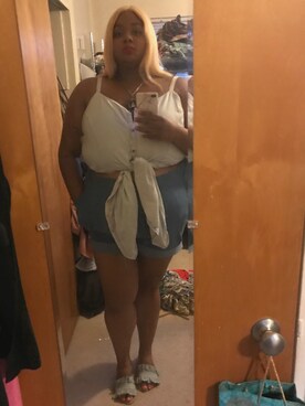 「blue」｜「アイテム（シャツワンピース）」を使った、Imani Alicia Smithさん（レディース・175cm）の夏コーディネート