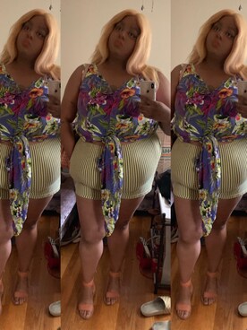 「stripes」｜「アイテム（ワンピース/ドレス）」を使った、Imani Alicia Smithさん（レディース・175cm）の秋コーディネート