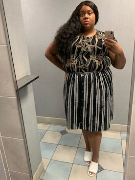 「Kenneth Cole（ケネスコール）のアイテム」を使った、Imani Alicia Smithさん（レディース・175cm）の夏コーディネート