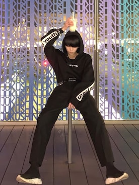 「ジーユーコーデ」｜「アイテム（スラックス）」を使った、翔貴さん（メンズ・174cm）の春コーディネート