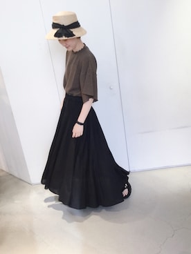 「アイテム（トップス、ブラウン系）」を使った、よこさん（レディース・164cm）の夏コーディネート