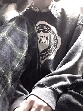 「古着のアイテム（スウェット、グレー系）」を使った、セナさん（メンズ・181cm）の冬コーディネート