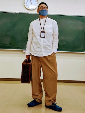 「semantic design（セマンティックデザイン）のアイテム（シューズ）」を使った、眼鏡教員（佐藤三矢）さん（メンズ・176cm）の春コーディネート