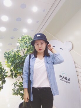 「Bershka（ベルシュカ）のアイテム（シャツ/ブラウス、ブルー系）」を使った、synn0428さん（レディース）の秋コーディネート