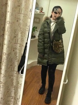 「MONKI（モンキ）のアイテム（バッグ）」を使った、synn0428さん（レディース・163cm）の冬コーディネート