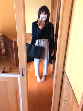 「トリーバーチ」｜「アイテム（その他アウター）」を使った、藤木 星姫さん（レディース・153cm）の春コーディネート