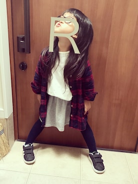 「アイテム（シャツワンピース）」を使った、rioppuchanさん（キッズ・90cm）の秋コーディネート