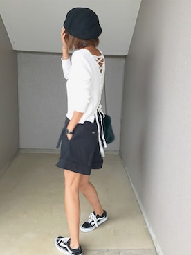 「HOLIDAY（ホリデイ）のアイテム（ハンチング/ベレー帽）」を使った、おまゆさん（レディース・154cm）の秋コーディネート