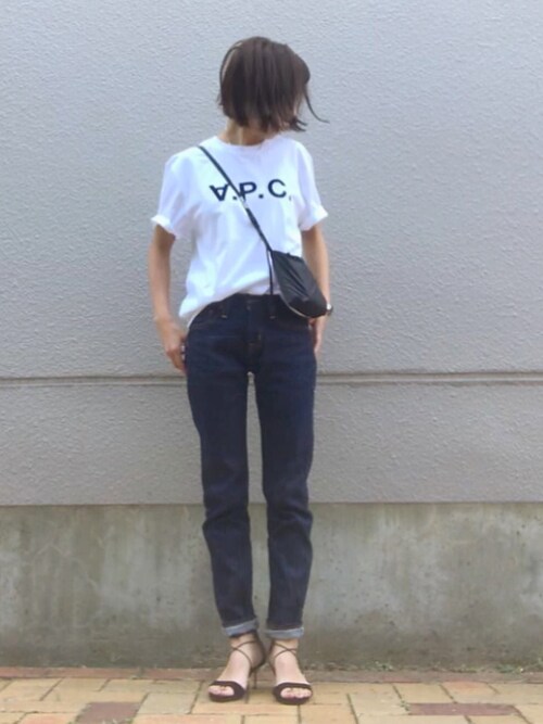 おまゆ使用「A.P.C.（T-SHIRT VPC FLOCK PRINT 19AC JPS）」的時尚穿搭