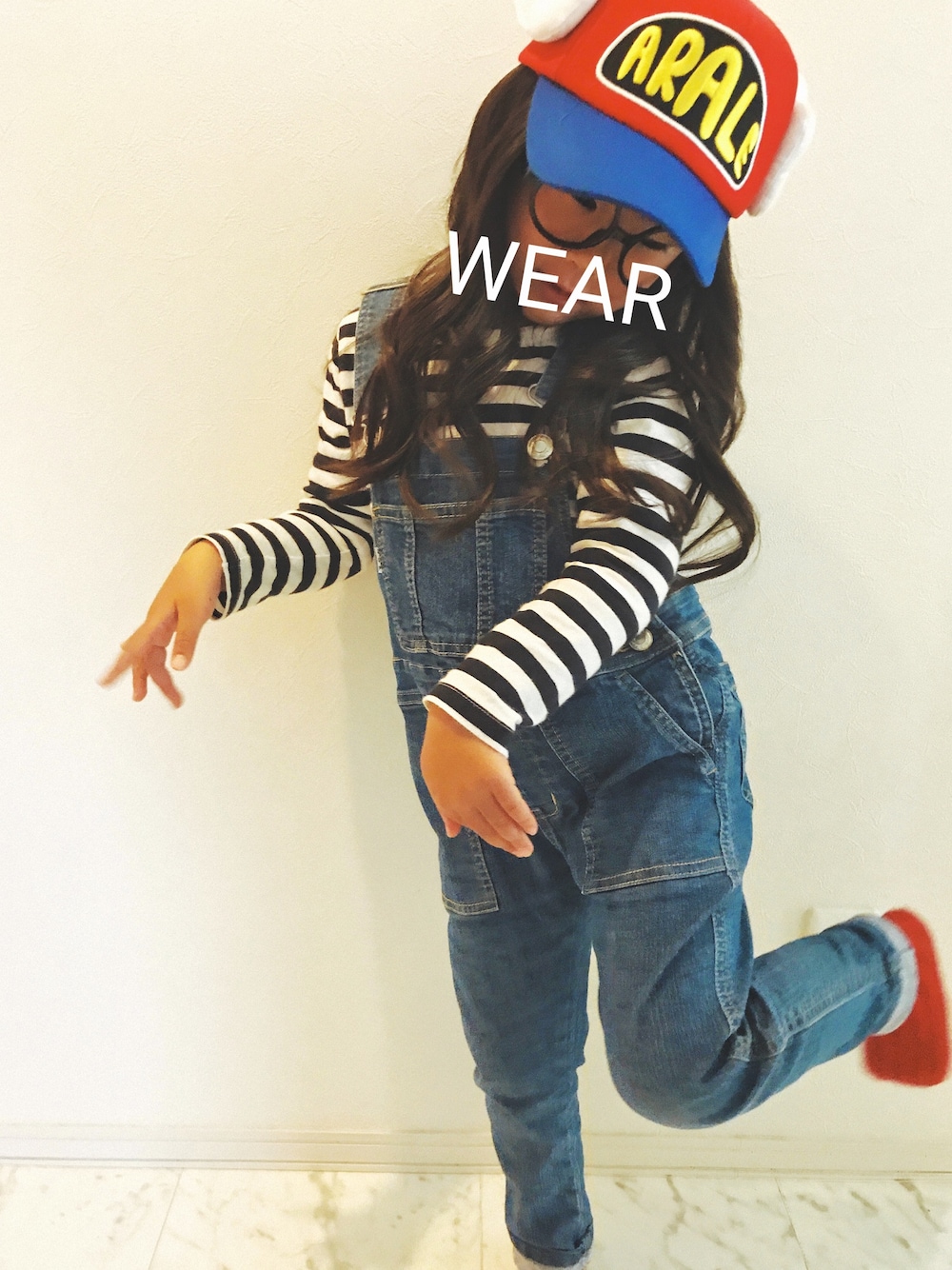 「wearhalloween2017、ハロウィンコーデ、キッズコーデ、アラレちゃん、無印良品、マーキーズ」｜「無印良品のアイテム（Tシャツ/カットソー、ホワイト系）」を使った、erika☺︎さん（キッズ・110cm）の秋コーディネートの1枚目の写真