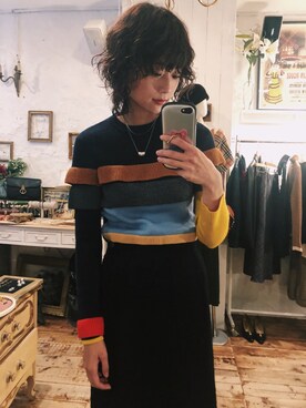 「Yves Saint Laurent（イヴサンローラン）のアイテム（スカート）」を使った、尾藤千穂さん（レディース・163cm）の秋コーディネート