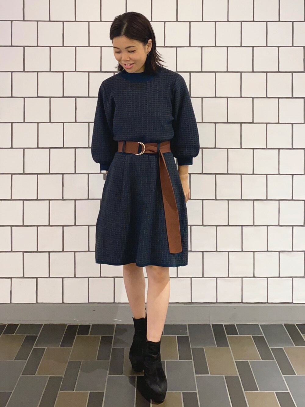 「ニットワンピース、ワンピース、ジャガード、コーディネート、秋コーデ、低身長、低身長コーデ、レディアゼル、レディアゼル(REDYAZEL)、REDYAZEL(REDYAZEL)」｜「REDYAZELのベルト配色ジャガードミニニットワンピース（ワンピース、グリーン系）」を使った、mayuko iidaさん（レディース・153cm）の秋コーディネートの1枚目の写真