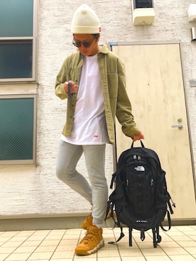 「アイテム（デニムジャケット、グリーン系）」を使った、tmtmtm0414さん（メンズ・177cm）の春コーディネート