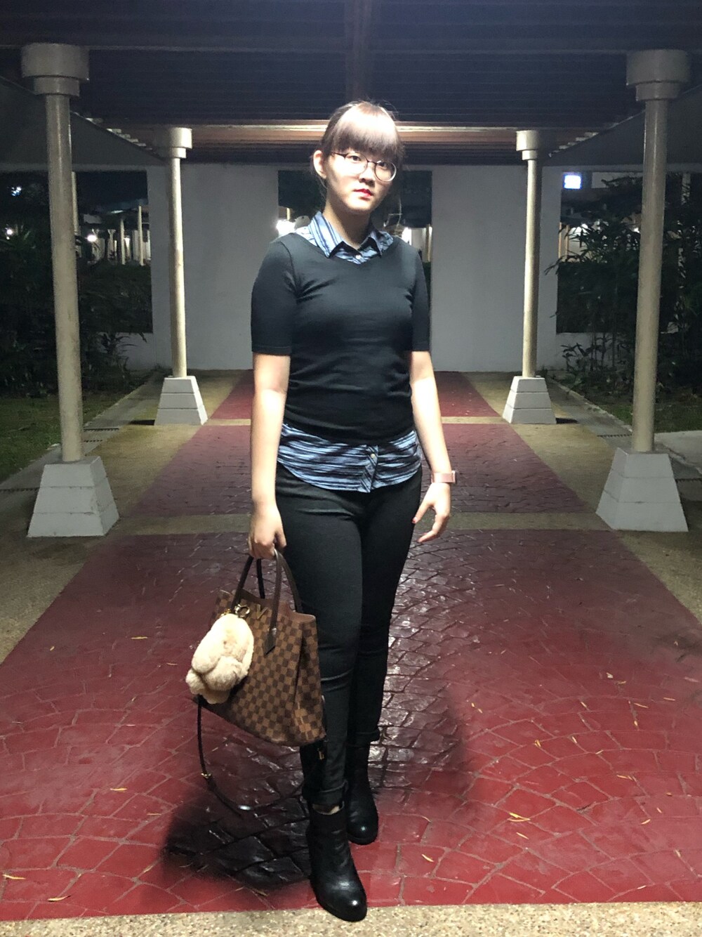「ootd、fashion、office style、Office casual、LouisVuitton」｜「Lucky Brandのアイテム（ブーティ、ブラック系）」を使った、nanaさん（レディース・170cm）の冬コーディネートの1枚目の写真