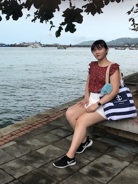 「Abercrombie&Fitch（アバークロンビーアンドフィッチ）のアイテム（その他トップス）」を使った、nanaさん（レディース・170cm）の冬コーディネート
