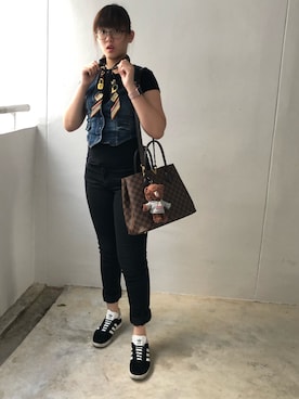 「adidas（アディダス）のadidas Originals - Gazelle Suede And Textured-leather Sneakers - Black（スニーカー）」を使った、nanaさん（レディース・170cm）の春コーディネート