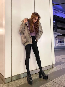 「EMODA（エモダ）のフェイクファードッキングワイドカラーブルゾン（ブルゾン）」を使った、sanaekawaiさん（レディース・163cm）の冬コーディネート