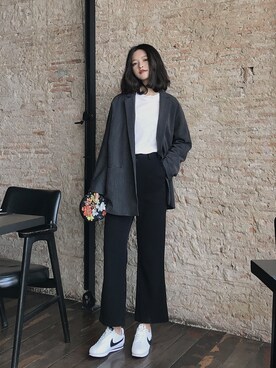 「女性のカジュアルな洋服ゆとりのある長金ストライプの小さいスーツのコート（スーツジャケット、ブラウン系）」を使った、Ernaia♡さん（レディース・160cm）の春コーディネート