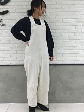 「relume」｜「アイテム（サロペット/オーバーオール）」を使った、JOURNAL STANDARD relume札幌店スタッフさん（レディース・154cm）の冬コーディネート