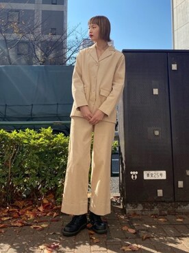 「Dr. Martens（ドクターマーチン）のDr.ﾏｰﾁﾝ　1460　8ホール（ブーツ）」を使った、cameronさん（レディース・167cm）の冬コーディネート