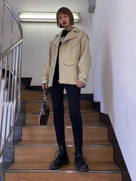 「アイボリー」｜「アイテム（ライダースジャケット）」を使った、cameronさん（レディース・167cm）の冬コーディネート